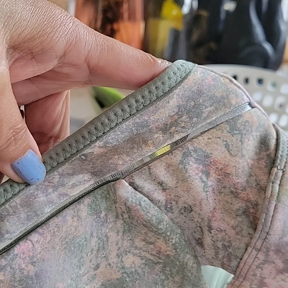 Fabletics - Belle High-Impact Sports Bra - Picture 7 of 9